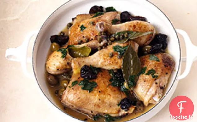 Recette de Poulet Braisé aux Pruneaux, Olives et Câpres
