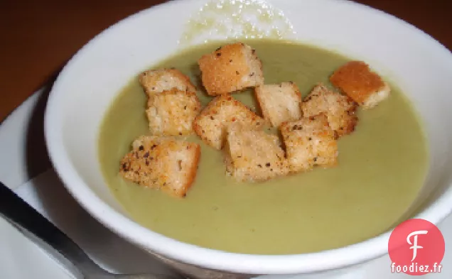 Soupe Crémeuse aux Asperges Sans Crème Végétalienne