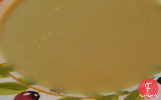 Soupe de Chou-Fleur au Curry - Faible En Glucides, Faible en Gras