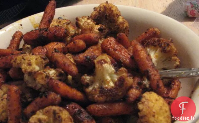 Bangers Végétaliens et purée à faible teneur en glucides! (Pétards et Purée)