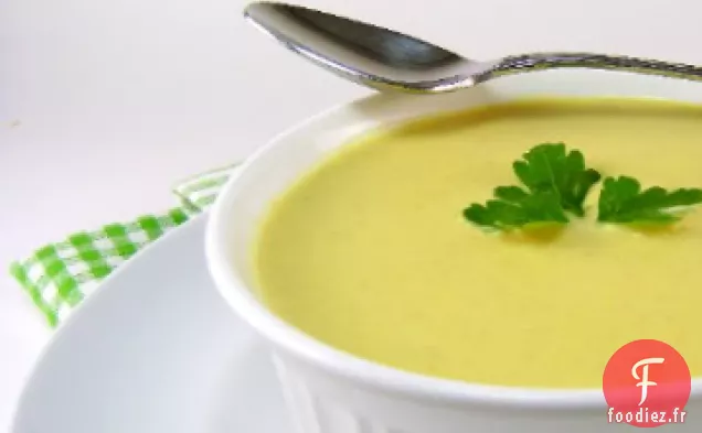 Soupe aux Pommes de Chou-Fleur Au Curry