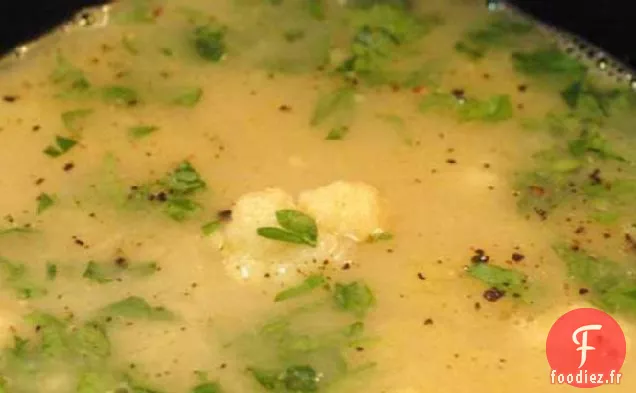 Soupe de Chou-Fleur Rôtie et Curry