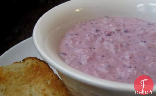 Soupe De Chou-Fleur Pourpre À L'Huile De Noix