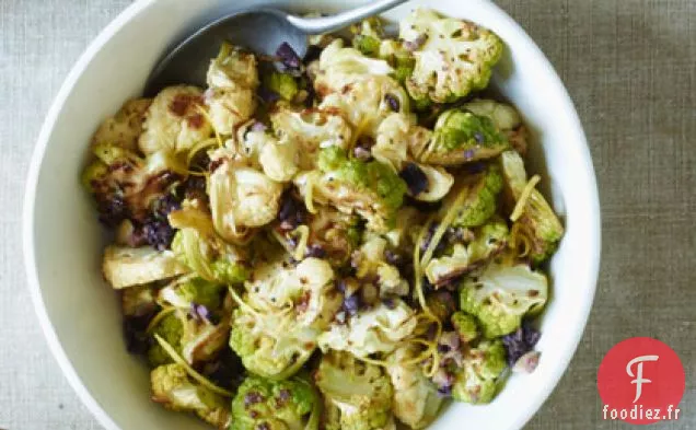Chou-Fleur Rôti à la Vinaigrette aux Olives