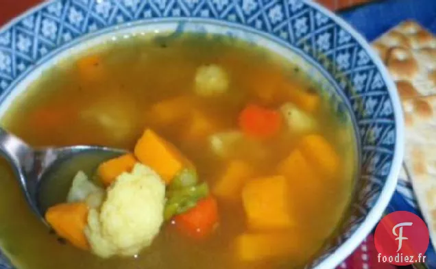 Soupe au Curry de Chou-Fleur et Patate Douce