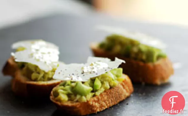 Crostini de Fèves hachées avec Recette de Pecorino