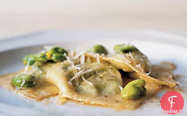 Raviolis Farcis aux Fèves, à la Ricotta et à la Menthe avec une Sauce au Beurre Brun