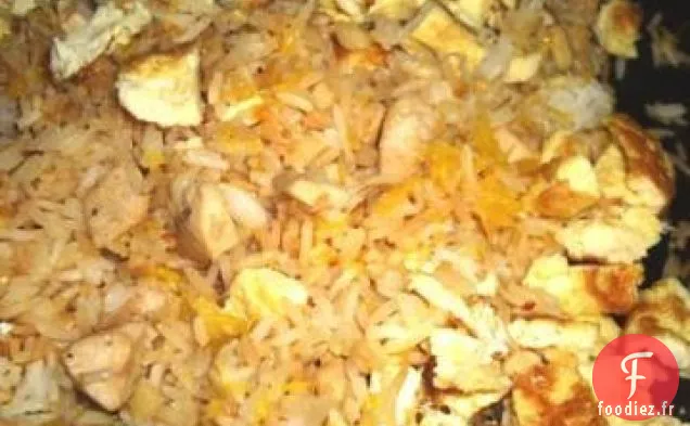 Riz Frit au Poulet et à la Macadamia