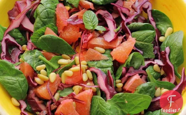 Pamplemousse, Chou Rouge Et Bébés Épinards