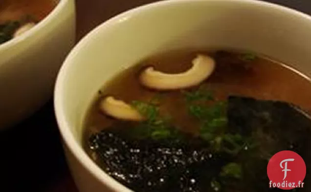 Soupe Japonaise au Tofu et aux Champignons