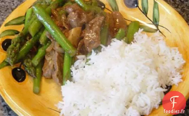 Sauté de Bœuf au Sésame et au Gingembre et Asperges