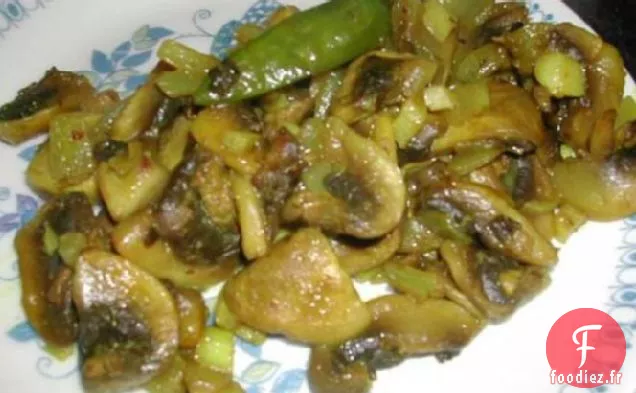 Champignons Épicés Au Gingembre et Piments