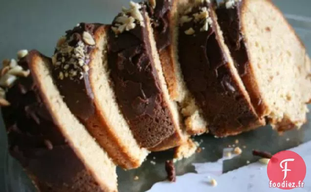 Gâteau Bundt au Chocolat Et au Beurre d'Arachide
