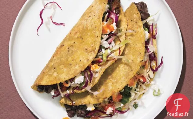 Tacos Croustillants Aux Haricots Noirs Avec Salade De Chou Et Feta