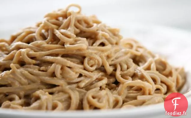 Nouilles Soba aux Arachides Réfrigérées