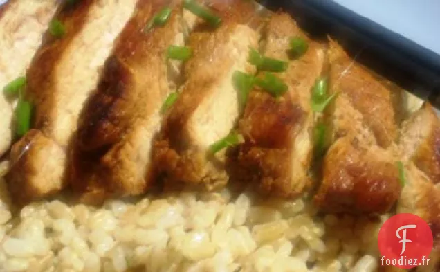 Poulet Teriyaki Au Riz Au Gingembre Et À La Ciboulette