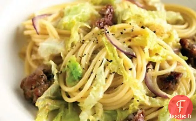 Spaghetti À La Saucisse Sucrée Et Au Chou
