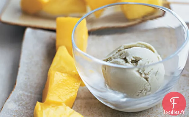 Brochettes de Fruits Tropicaux avec Glace au Thé Vert