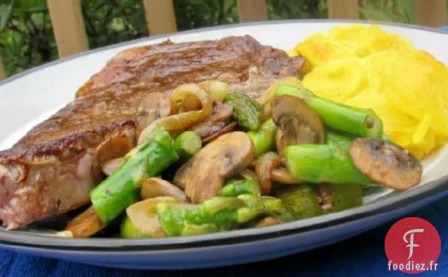 Asperges Rôties, Oignons et Champignons