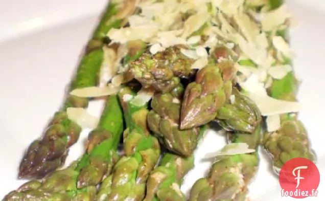 Asperges Au Beurre à l'Ail et au Parmesan