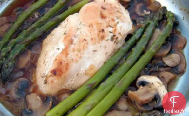 Poulet Rôti À La Poêle Avec Des Légumes