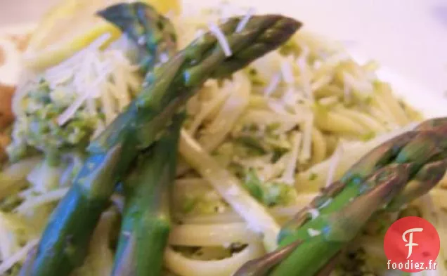 Fettuccine Au Pesto D'Asperges