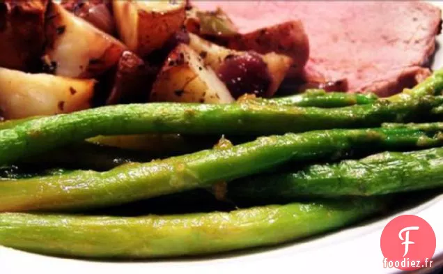 Asperges Rôties Glacées à l'Abricot (Faibles en gras)