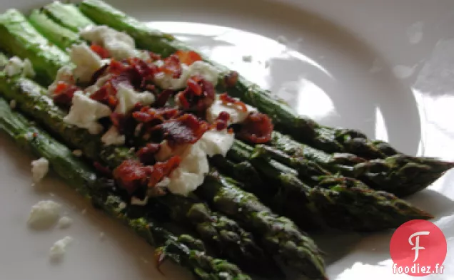 Asperges Rôties au Fromage de Chèvre et Bacon