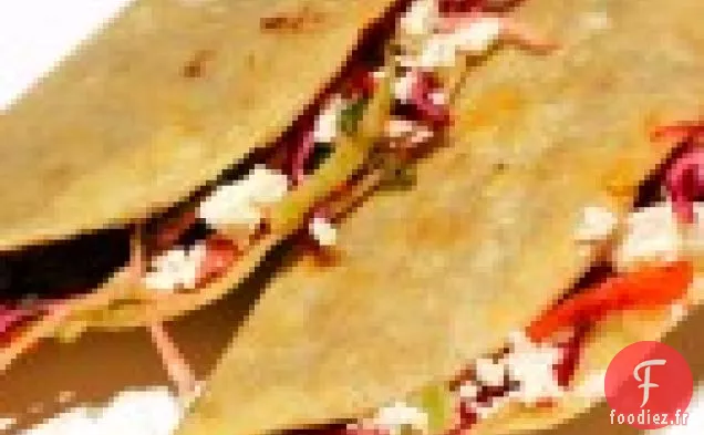 Tacos Croustillants Aux Haricots Noirs Avec Salade De Chou Et Feta