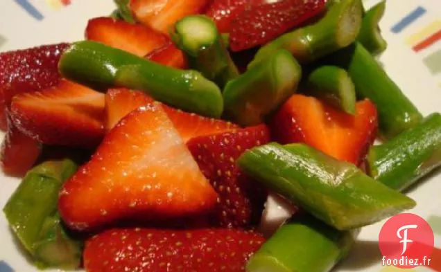 Salade d'Asperges aux Fraises