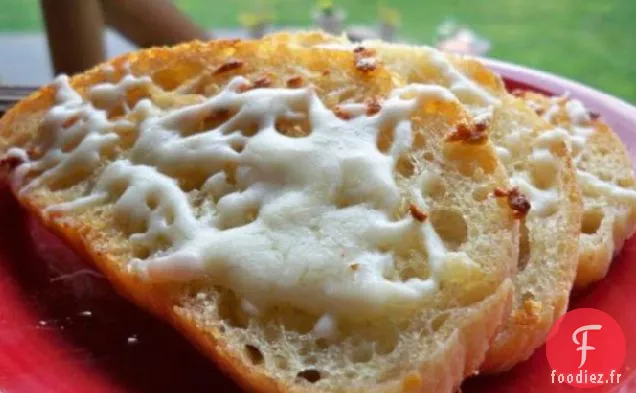 Pain à l'Ail Grillé à la Poêle