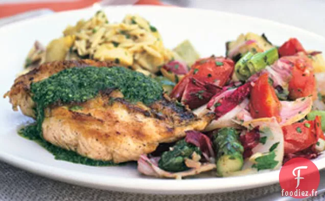 Poulet Sous une Brique avec une Sauce aux Herbes Fraîches et à l'Ail