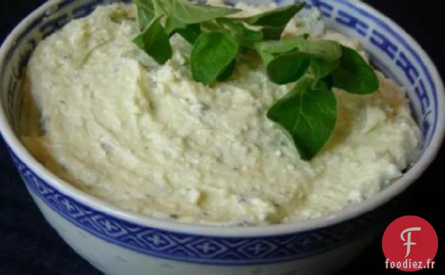 Trempette au Fromage Feta et à l'Ail