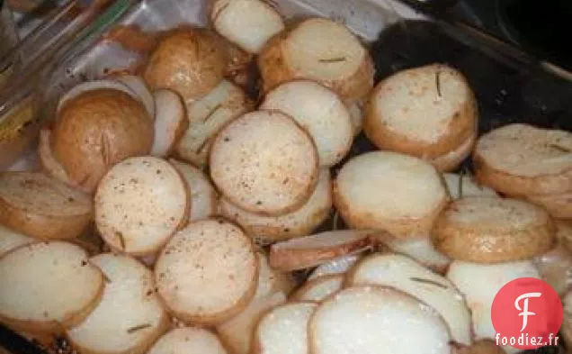 Pommes de Terre Rôties à l'Ail et au Romarin