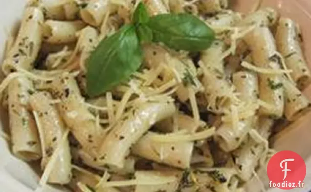 Fettuccine au Beurre d'Herbes à l'Ail