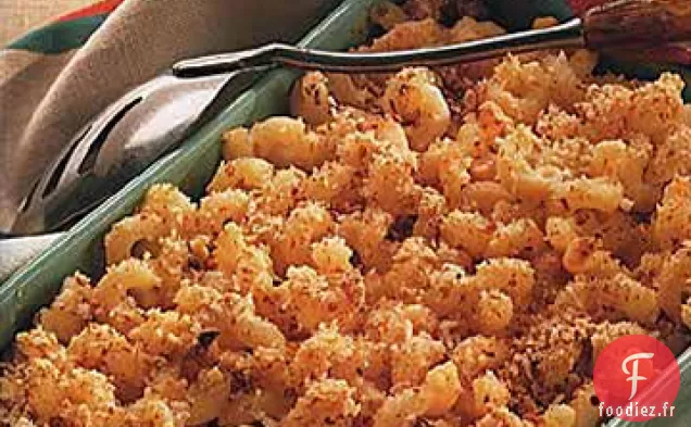 Gratin de Pâtes aux Trois Fromages en Croûte d'Amandes