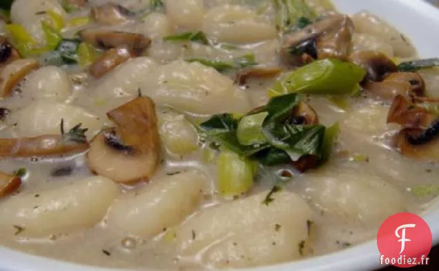 Gnocchis à la Sauce Crémeuse aux Champignons et aux Poireaux