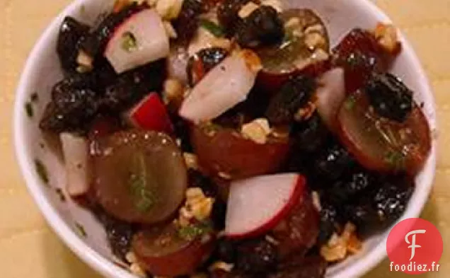 Salade de Raisins Balsamiques et Noix