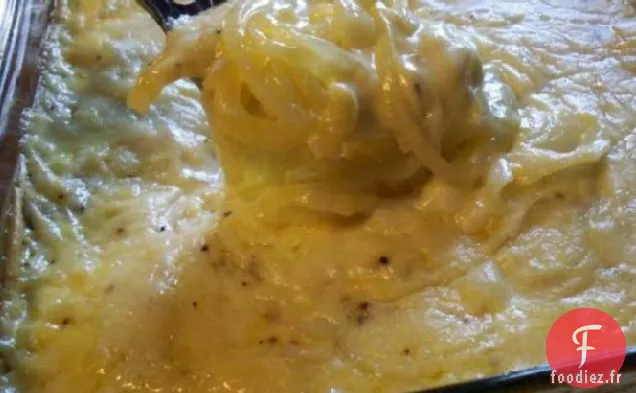 Oignons Cuits Au Four Avec Du Fromage Cheddar
