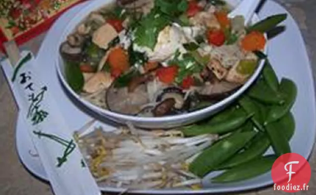 Soupe de Nouilles Au Poulet Asiatique