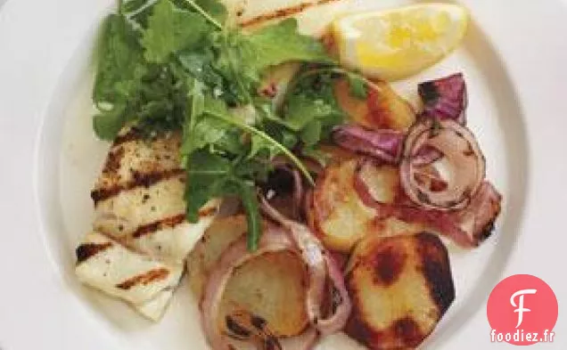Flétan Grillé Avec Pommes de Terre au Sel et au vinaigre