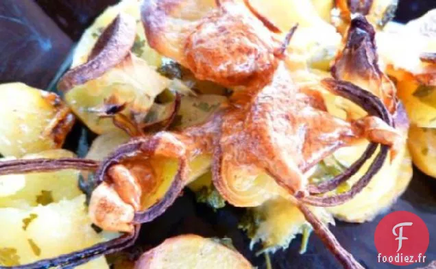 Pommes de terre au fromage et Oignons pour le gril