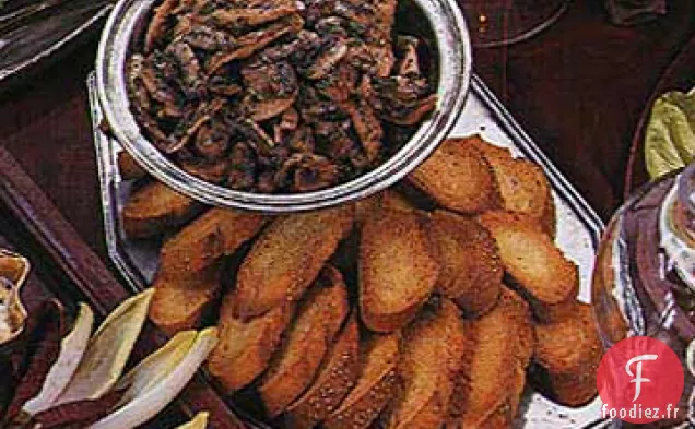 Champignons Sautés Crémeux avec Pain grillé