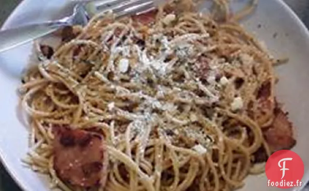 Linguine aux Noix et Jambon Rôti