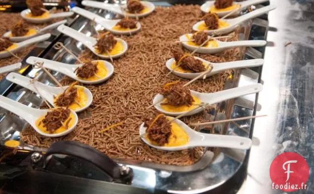 Soupe aux Carottes et au Gingembre avec andreg de Kellogg's; Tout-Branandreg; Croûtons de Filet de Porc en Croûte