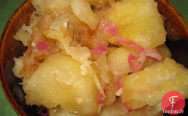 Yucca À La Sauce À L'Ail (Yuca Con Mojo)