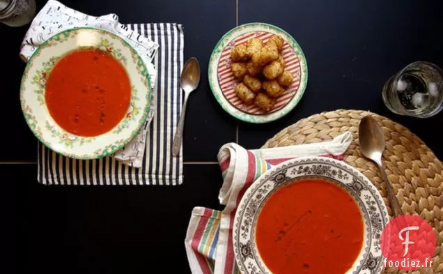 Soupe Aux Tomates Et Courgettes