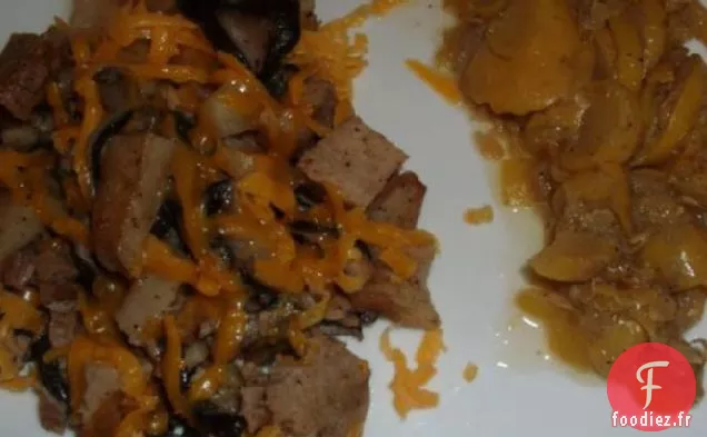 Boeuf au Fromage et Pomme de terre sur le dessus de la cuisinière