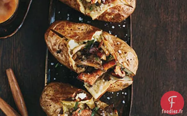 Pommes de Terre au Four avec Ragů de Champignons Sauvages