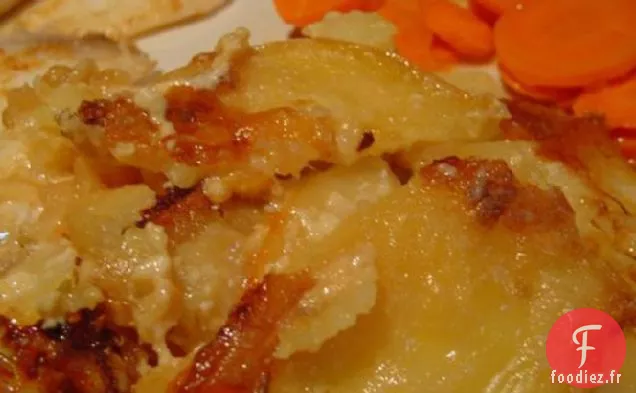 Gratin de Pommes de Terre aux Oignons Caramélisés